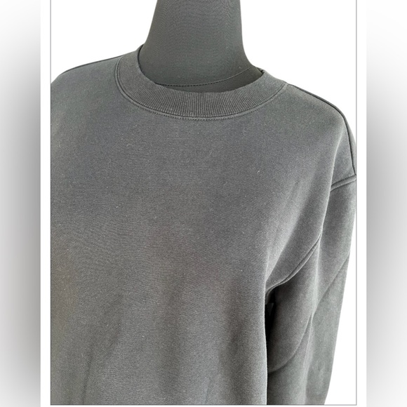 Skims Fleece Lounge Classic Crewneck Sweatshirt Size Small in Washed Onyx Small - Picture 2 of 6